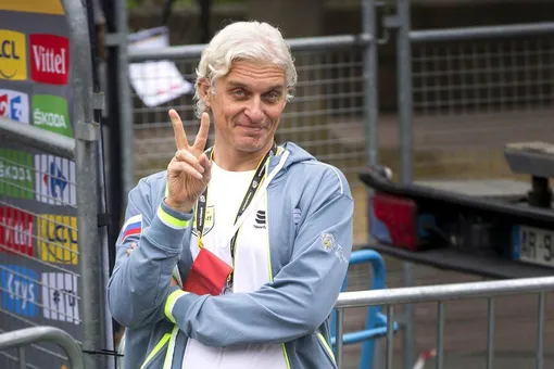 В Москве обокрали коттедж больного раком Олега Тинькова В Москве обокрали коттедж больного раком Олега Тинькова