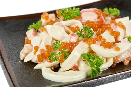 Салат с морепродуктами «Нептун» Салат с морепродуктами «Нептун»