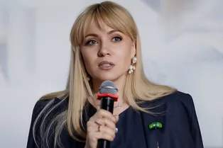 «Мамам не нужны идеальные эксперты»: Юлия Егорушкина о современном воспитании, заботе о себе и помощи женщинам с детьми «Мамам не нужны идеальные эксперты»: Юлия Егорушкина о современном воспитании, заботе о себе и помощи женщинам с детьми