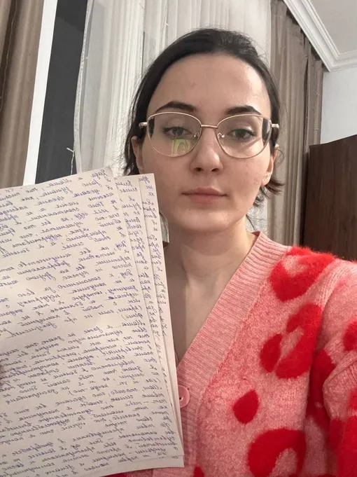 Лаура перед своим побегом оставила дома письмо, в котором просила её не искать.