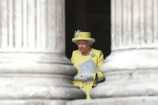 королева Елизавета II