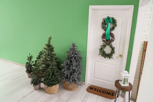 Как украсить подъезд к Новому году, чтобы не получить штраф Как украсить подъезд к Новому году, чтобы не получить штраф