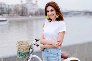 «Выглядите шикарно»: Согдиана продемонстрировала стройную фигуру через 1,5 месяца после третьих родов «Выглядите шикарно»: Согдиана продемонстрировала стройную фигуру через 1,5 месяца после третьих родов