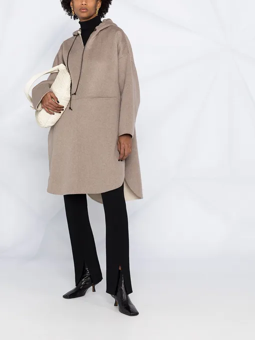 Totême, 68 453 руб Totême, 68 453 руб