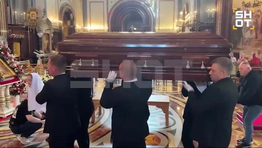 Нажми и смотри
