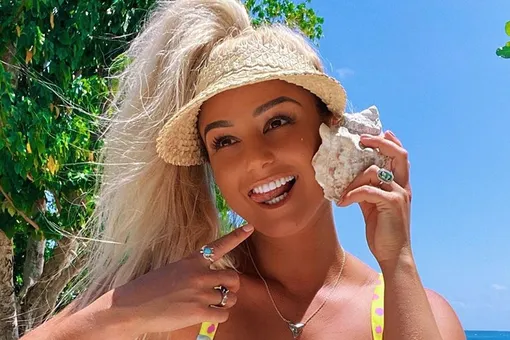 Девушка показывает свои недостатки. Подписчики благодарят ее за это Девушка показывает свои недостатки. Подписчики благодарят ее за это