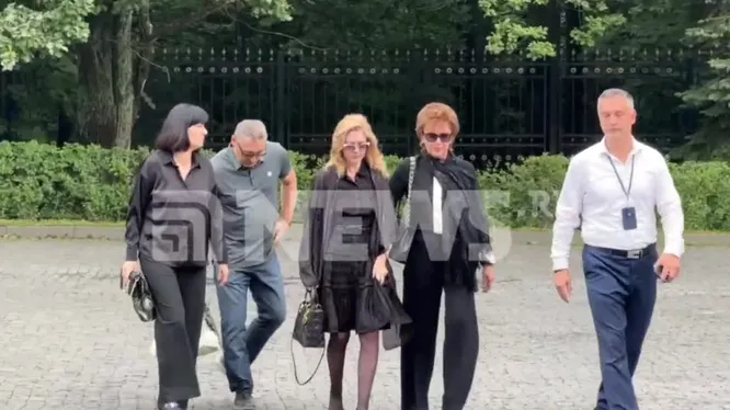 Нажми и смотри