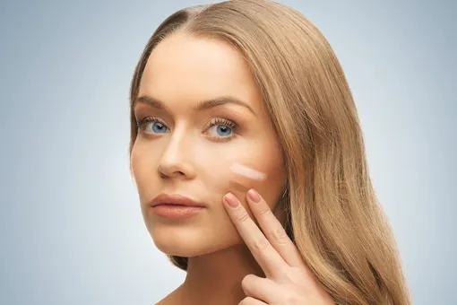 Идеальный тон: 5 лучших BB-кремов и основ для макияжа не дороже 500 рублей