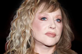 Замок Аллы Пугачёвой в деревне Грязь арестовали из-за проблем с налогами