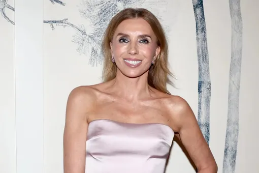 «В невероятно крутой форме»: Светлана Бондарчук опубликовала видео в чулках