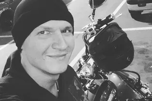 Умер 31-летний исполнитель хита «Дым сигарет с ментолом» Сергей Бондаренко