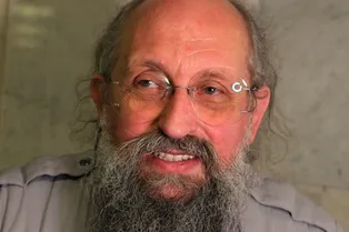 Анатолий Вассерман снялся в клипе Ольги Бузовой