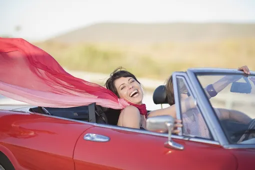 5 приложений, которые облегчат жизнь за рулем