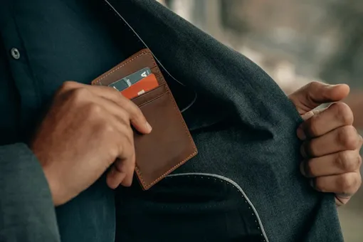 С 1 сентября работодатели не смогут урезать премии более чем на 20 процентов С 1 сентября работодатели не смогут урезать премии более чем на 20 процентов