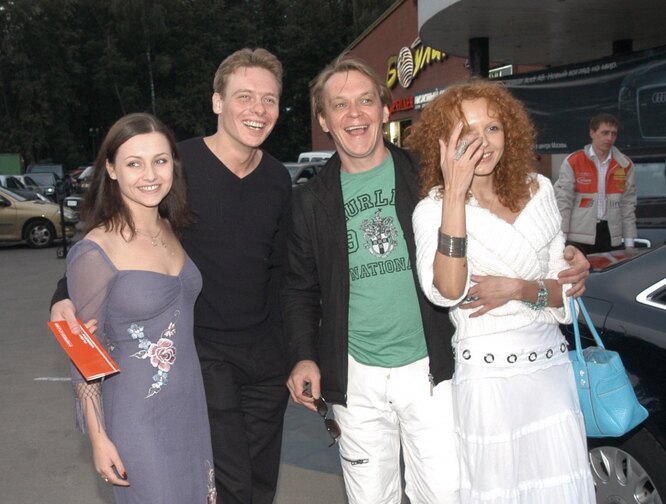 Есек әйелді сиқырлайды