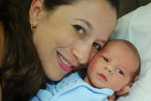 Вес материнства. «Пока я могу, я буду брать сына на руки» Вес материнства. «Пока я могу, я буду брать сына на руки»