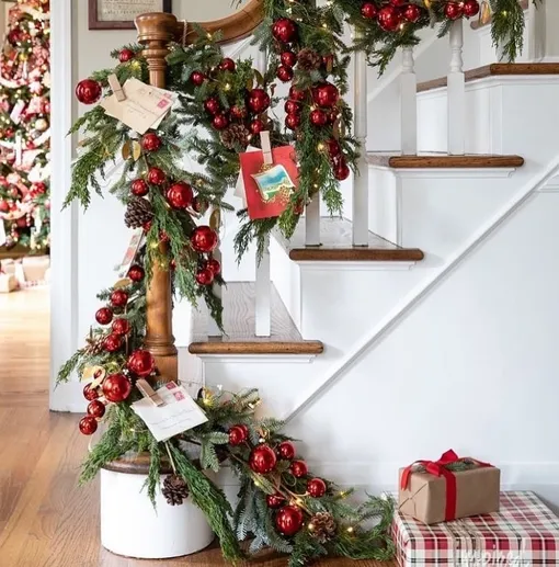 украшение лестницы к Новому году украшение лестницы к Новому году