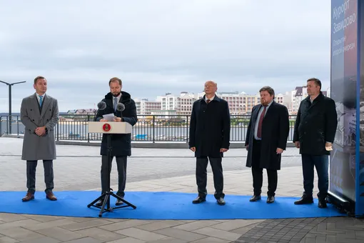 (слева направо) Антон Перин, Виталий Королев, Сергей Бачин, Дмитрий Вахруков, Сергей Суханов