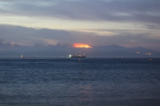 В Андалусии горит курорт Кадис