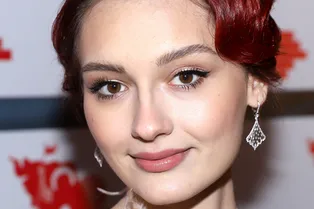 Дочь Кончаловского рассказала, что будущий муж обменял рубашку на её номер телефона