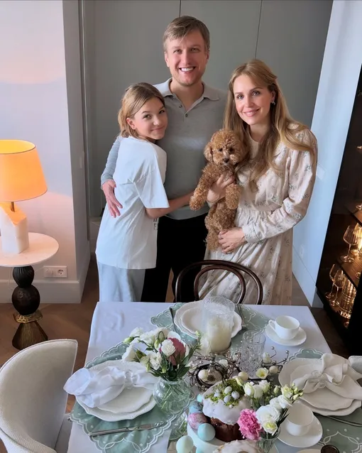 Анатолий Руденко и Елена Дудина с дочерью Миленой