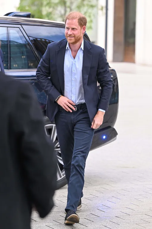 Принц Гарри встретился с отцом впервые после диагностики рака у Карла III: состоялось ли примирение