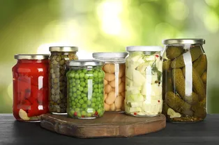 Не выливайте в раковину: 6 оригинальных способов использования овощного маринада