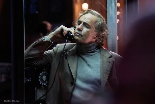 Кадр из фильма «Вальсируя с Брандо» (2024)