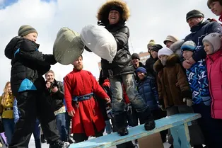 Игры на Масленицу: как организовать праздник на улице для детей и взрослых Игры на Масленицу: как организовать праздник на улице для детей и взрослых