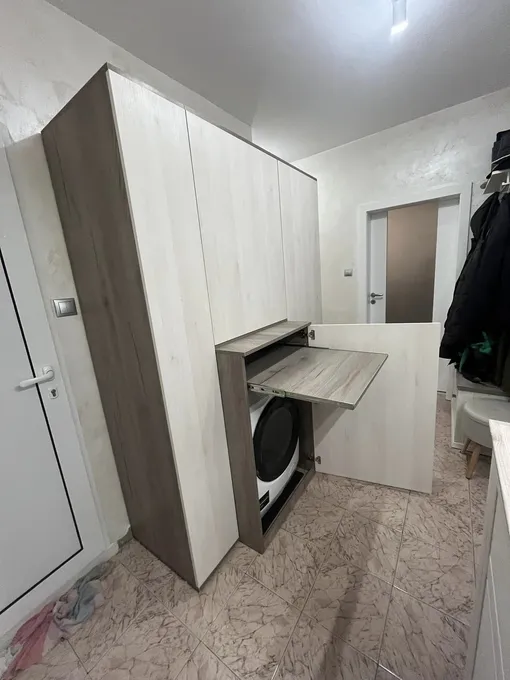 Встроенная техника за фасадами — способ сохранить визуальную чистоту в маленьком пространстве Встроенная техника за фасадами — способ сохранить визуальную чистоту в маленьком пространстве