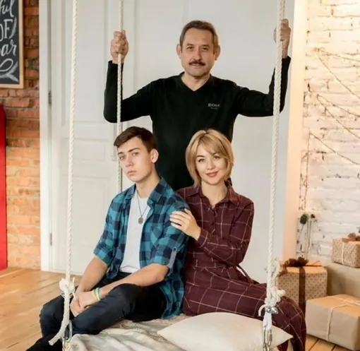 Об исчезновении семьи сообщил старший сын Ирины