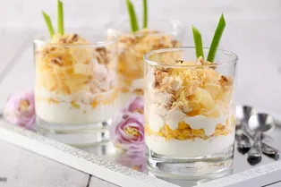 Курица и ананас: как приготовить 3 разных салата без майонеза Курица и ананас: как приготовить 3 разных салата без майонеза