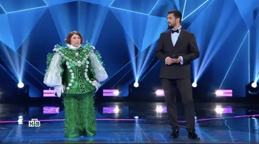 Одуванчик сняла маску — это Роза Сябитова