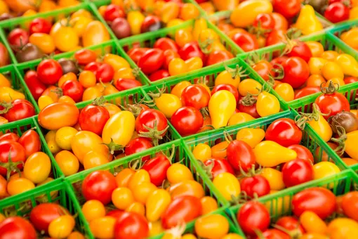 Томаты черри слаще на вкус.