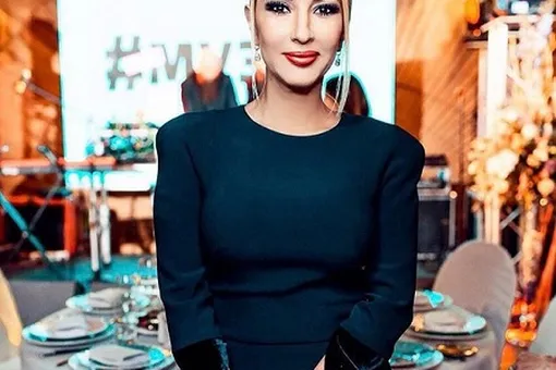 СМИ подозревают 45-летнюю Леру Кудрявцеву в беременности СМИ подозревают 45-летнюю Леру Кудрявцеву в беременности