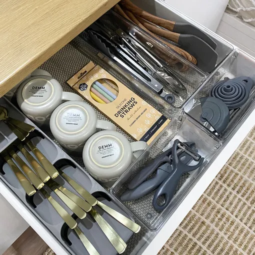 Органайзер в ящик кухни Органайзер в ящик кухни