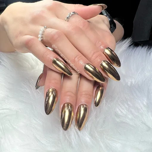 Золотые стилеты маникюр Золотые стилеты маникюр