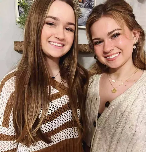 девочка со знаменитой фотографии