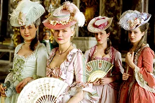 Интересно и познавательно: 12 сериалов о принцессах и королевах