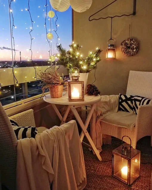 зимнее кафе на балконе зимнее кафе на балконе