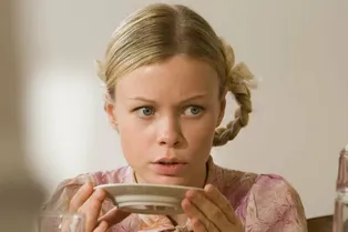 «Доярка из Хацапетовки» Евгения Осипова присоединилась к участникам шоу «Звёзды под капельницей» «Доярка из Хацапетовки» Евгения Осипова присоединилась к участникам шоу «Звёзды под капельницей»