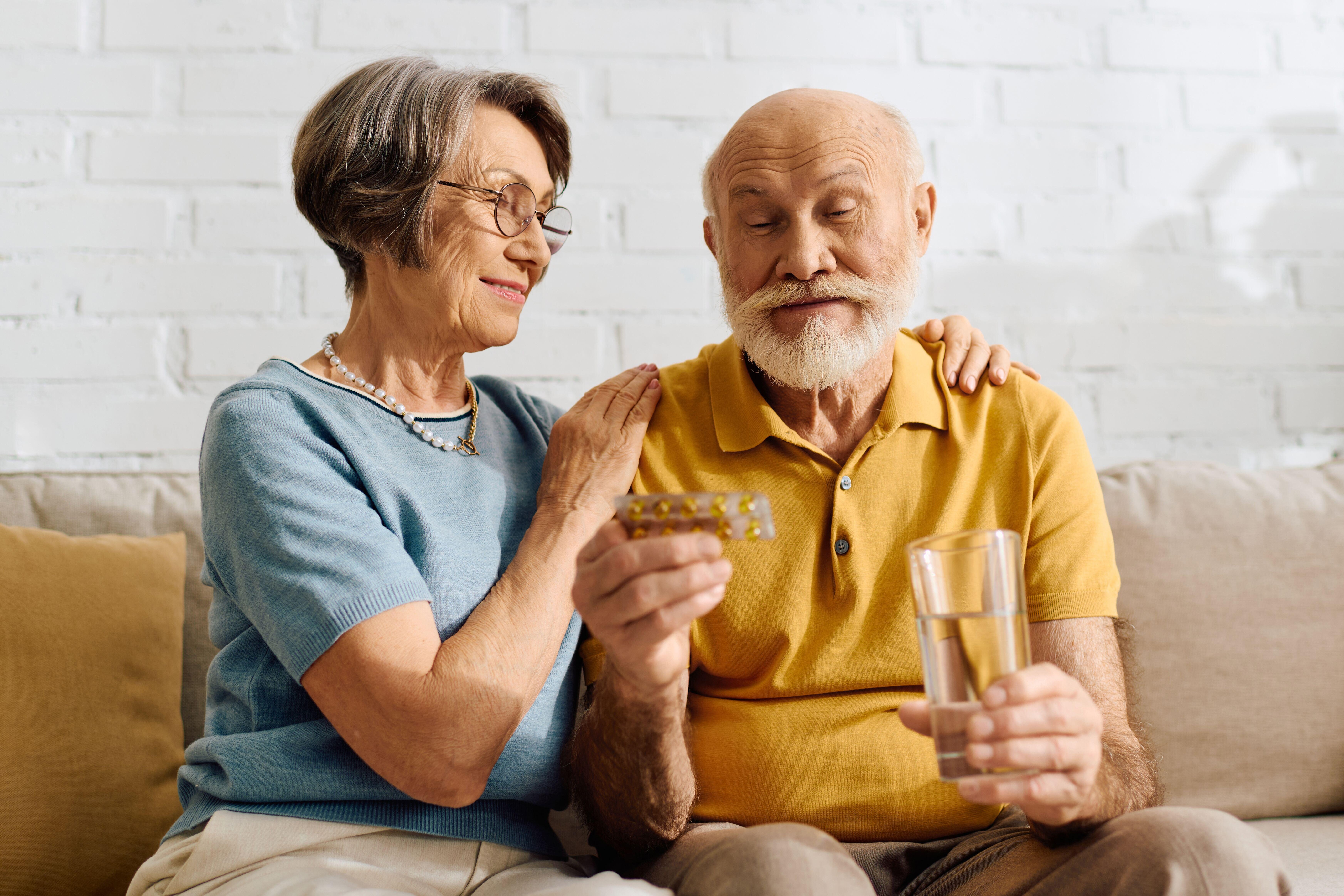 Как поддержать близкого во время лечения: инструкция для семей