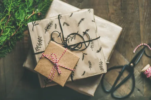 Заберём с собой в 2022-й: 5 средств в подарок, которые не разочаруют Заберём с собой в 2022-й: 5 средств в подарок, которые не разочаруют