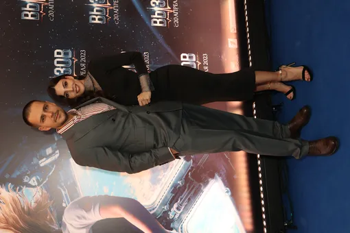 Милош Бикович с девушкой