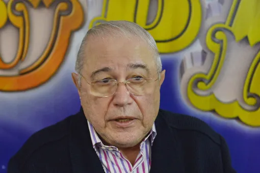 Почему у Евгения Петросяна не сложились отношения с дочерью Почему у Евгения Петросяна не сложились отношения с дочерью