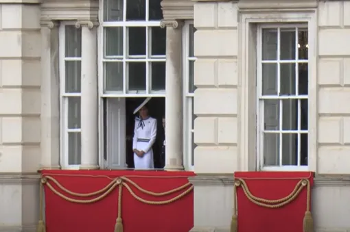 Болезнь не лишила Кейт Миддлтон ни стиля, ни изящества Болезнь не лишила Кейт Миддлтон ни стиля, ни изящества