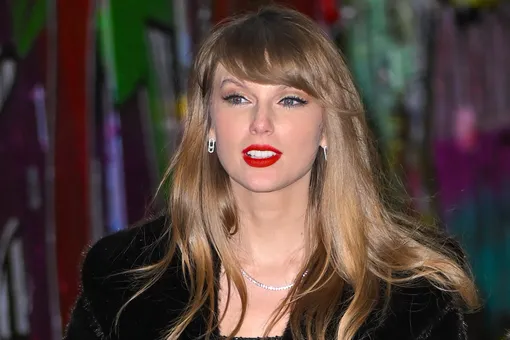 Позавидовал бы сам Гэтсби: что известно об особняке Тэйлор Свифт за 17 миллионов долларов Позавидовал бы сам Гэтсби: что известно об особняке Тэйлор Свифт за 17 миллионов долларов