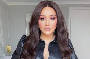 «Сладкий крабик»: Гоар Аветисян предстала в образе русалочки Ариэль с сыном