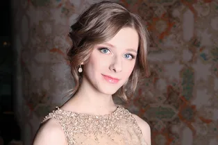 «63 года со дня свадьбы»: Лиза Арзамасова показала бабушку и дедушку в молодости