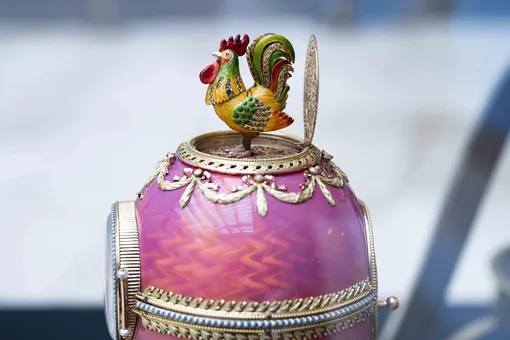 В Эрмитаже запел петушок: реставраторы смогли починить уникальные часы-яйцо